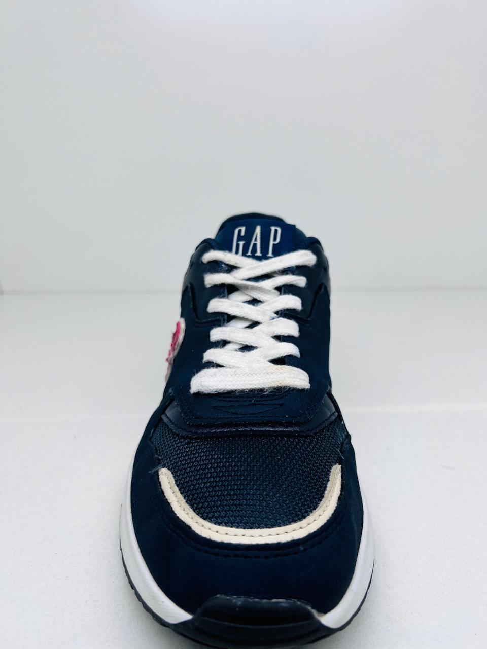 Gap gap Shoes Expo