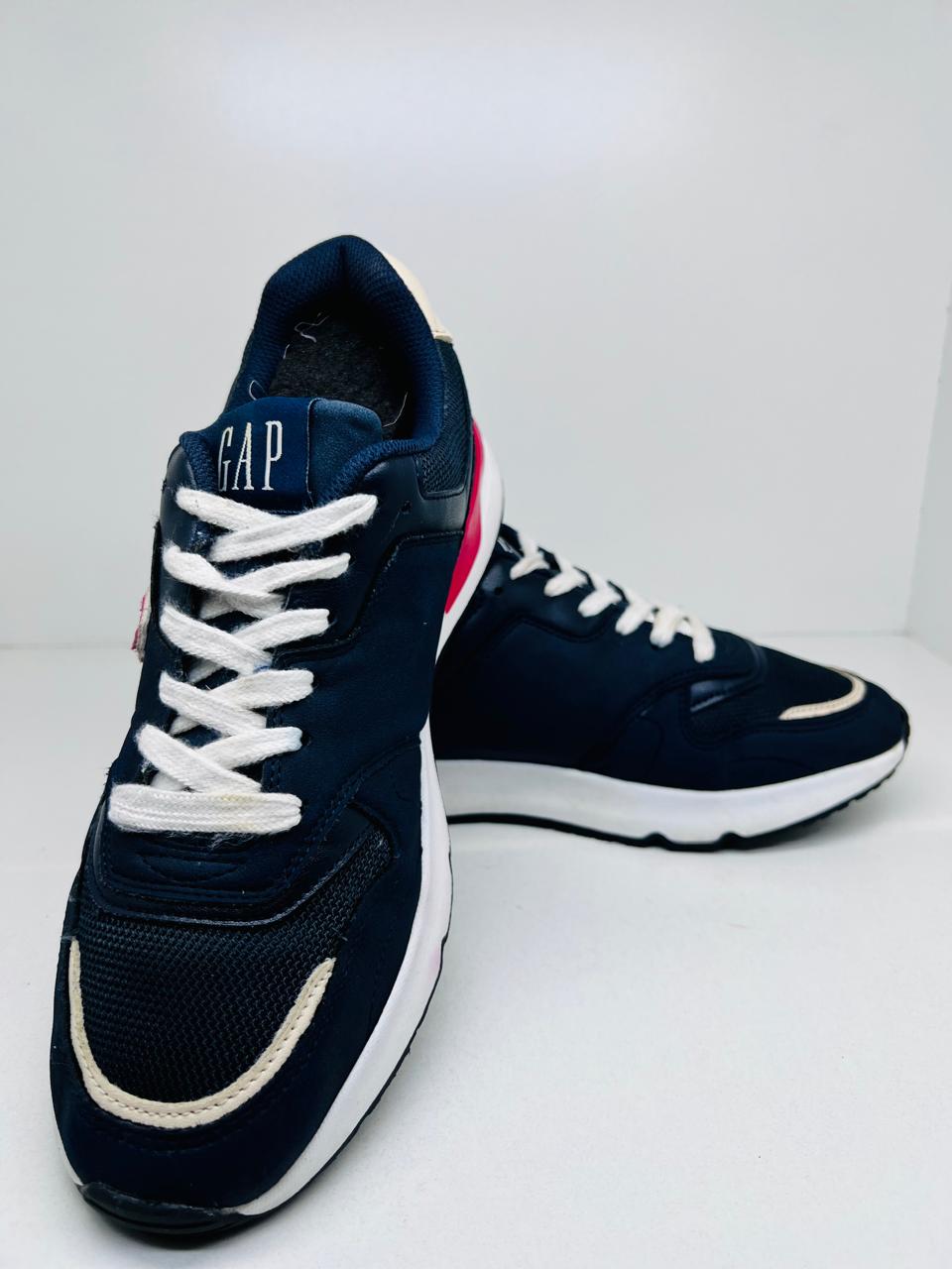 Gap gap Shoes Expo