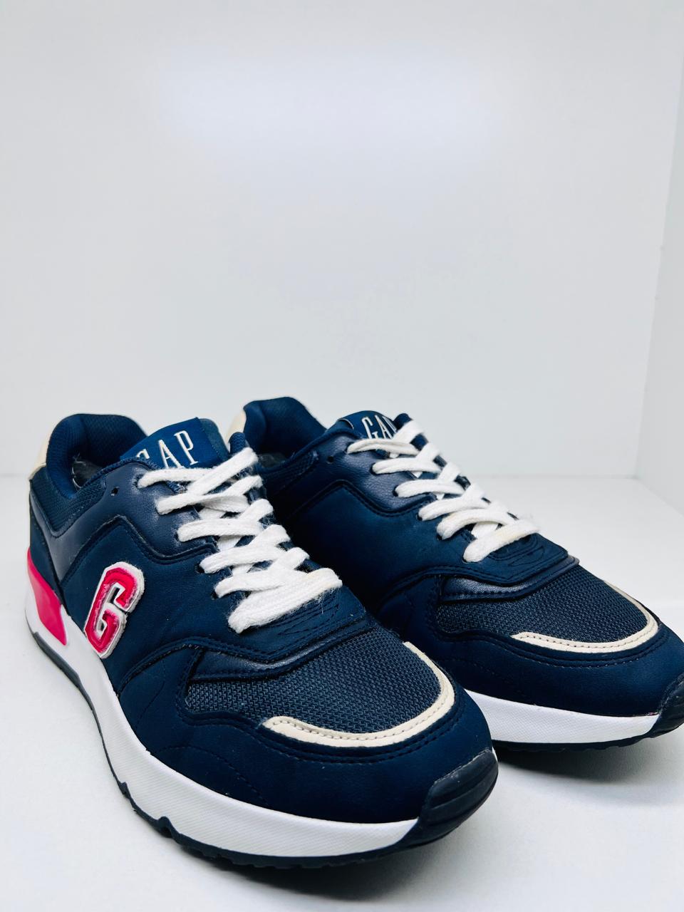 Gap gap Shoes Expo