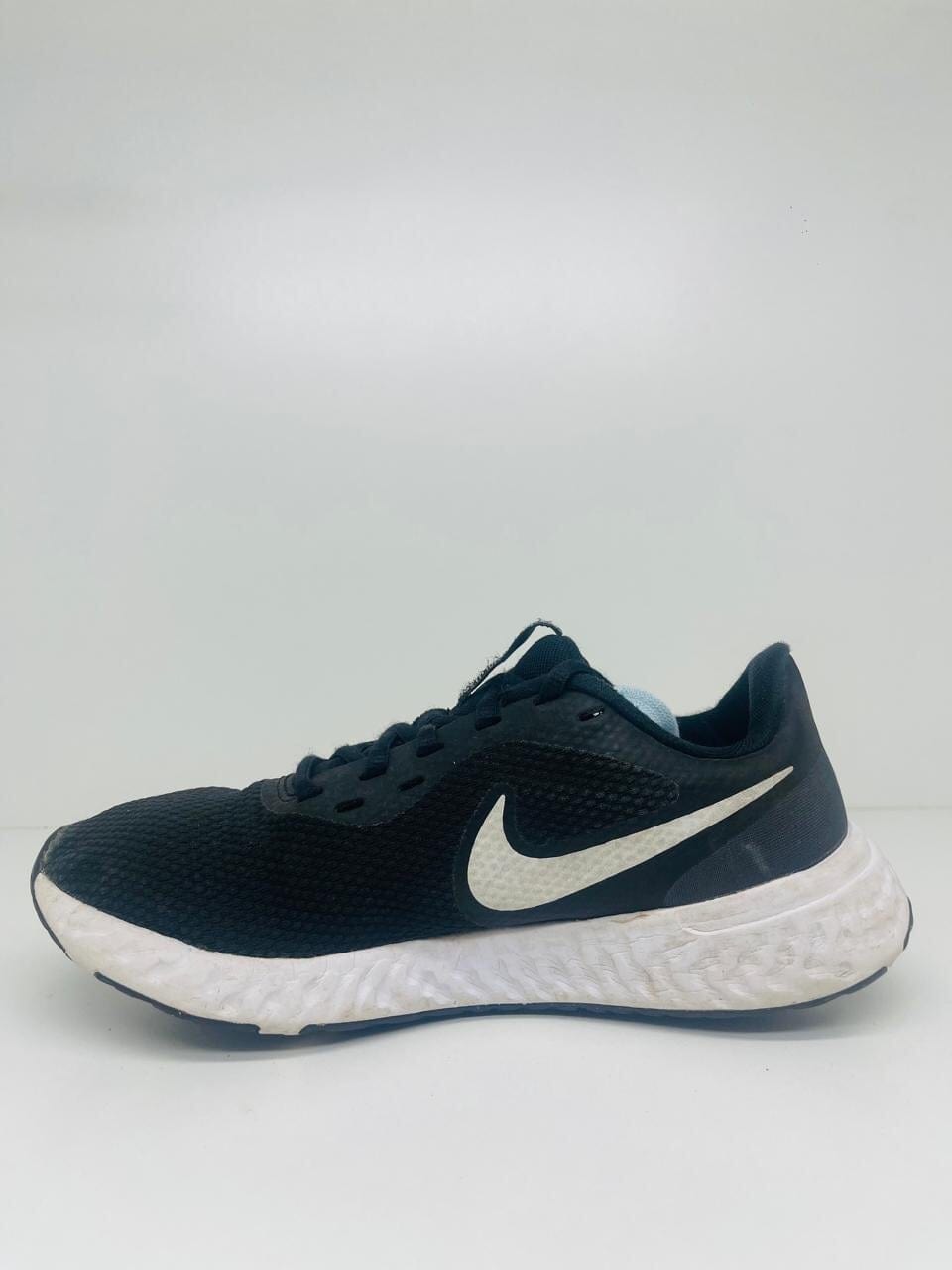 Nike Revolution nike revolution Shoes Expo