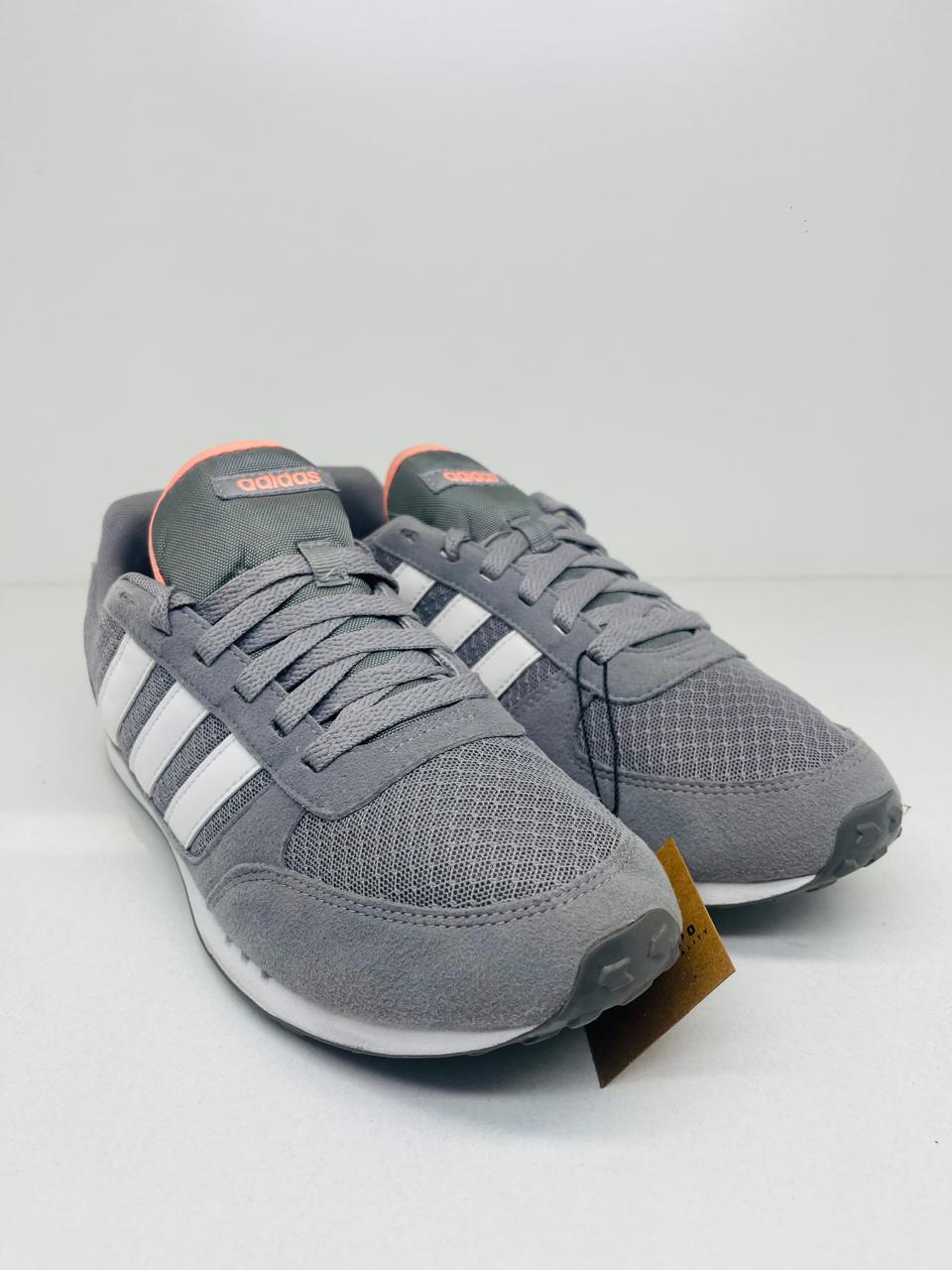 Adidas Neo City Racer Size (40.5)