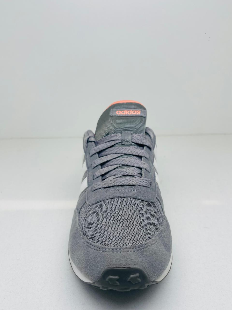 Adidas Neo City Racer Size (40.5)