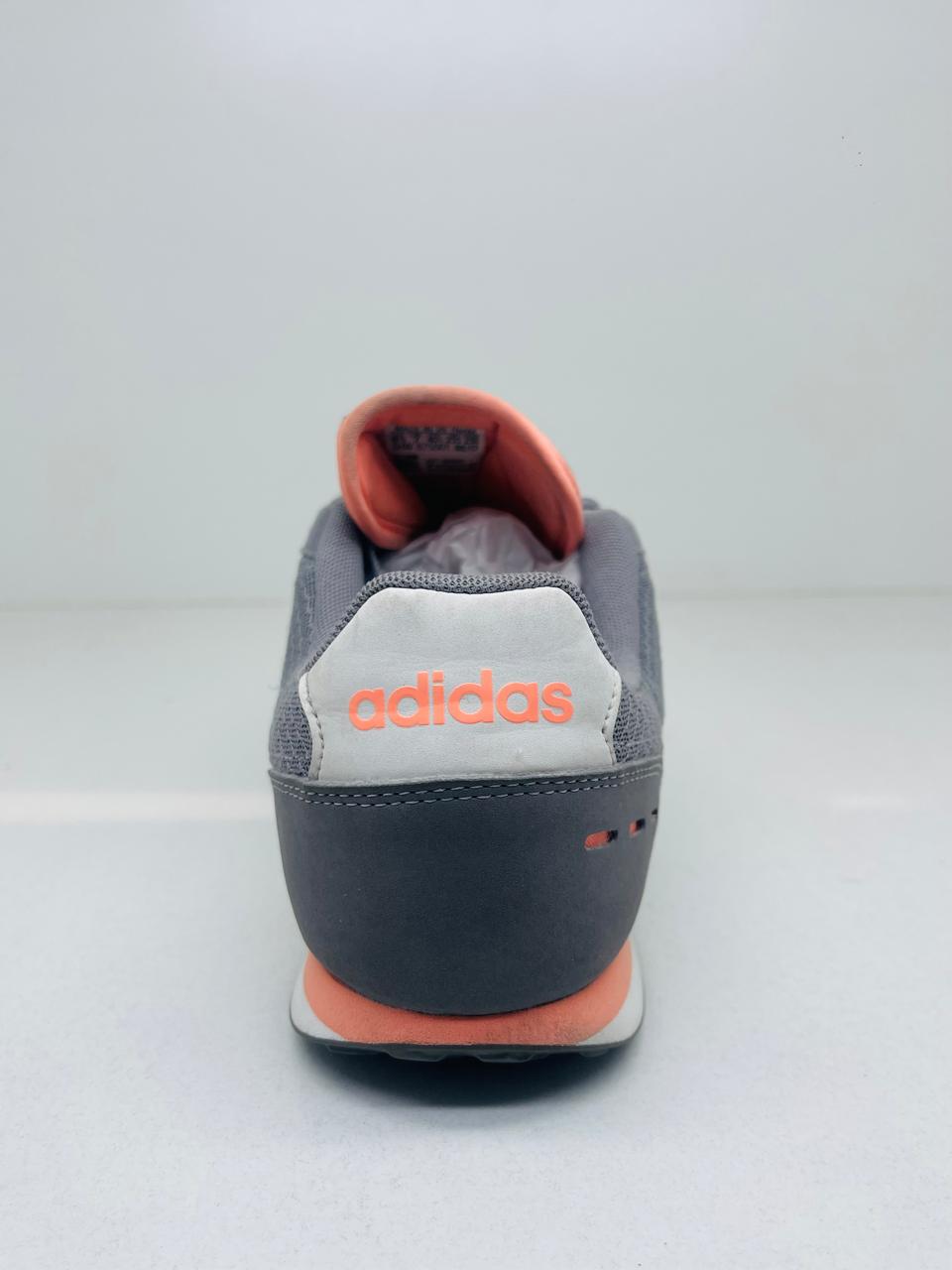 Adidas Neo City Racer Size (40.5)