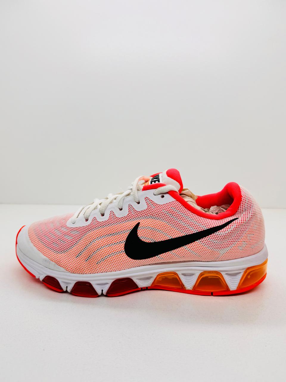 Nike Tailwind 6