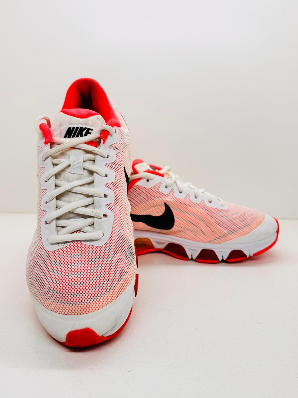 Nike Tailwind 6