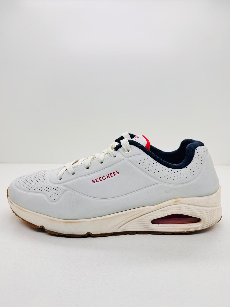 Sketchers UNO Stand On Air