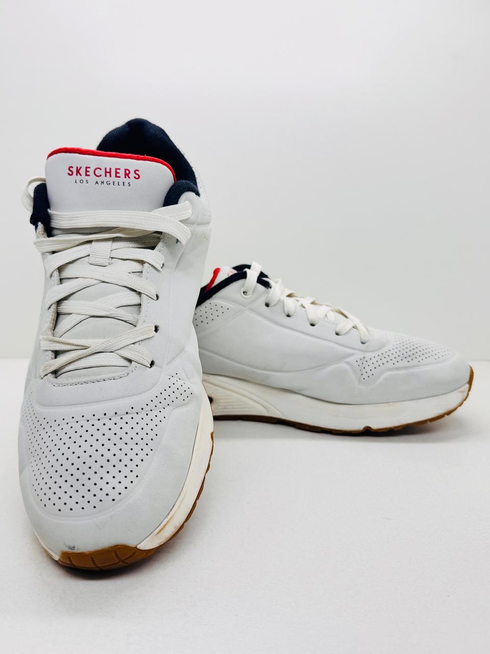 Sketchers UNO Stand On Air