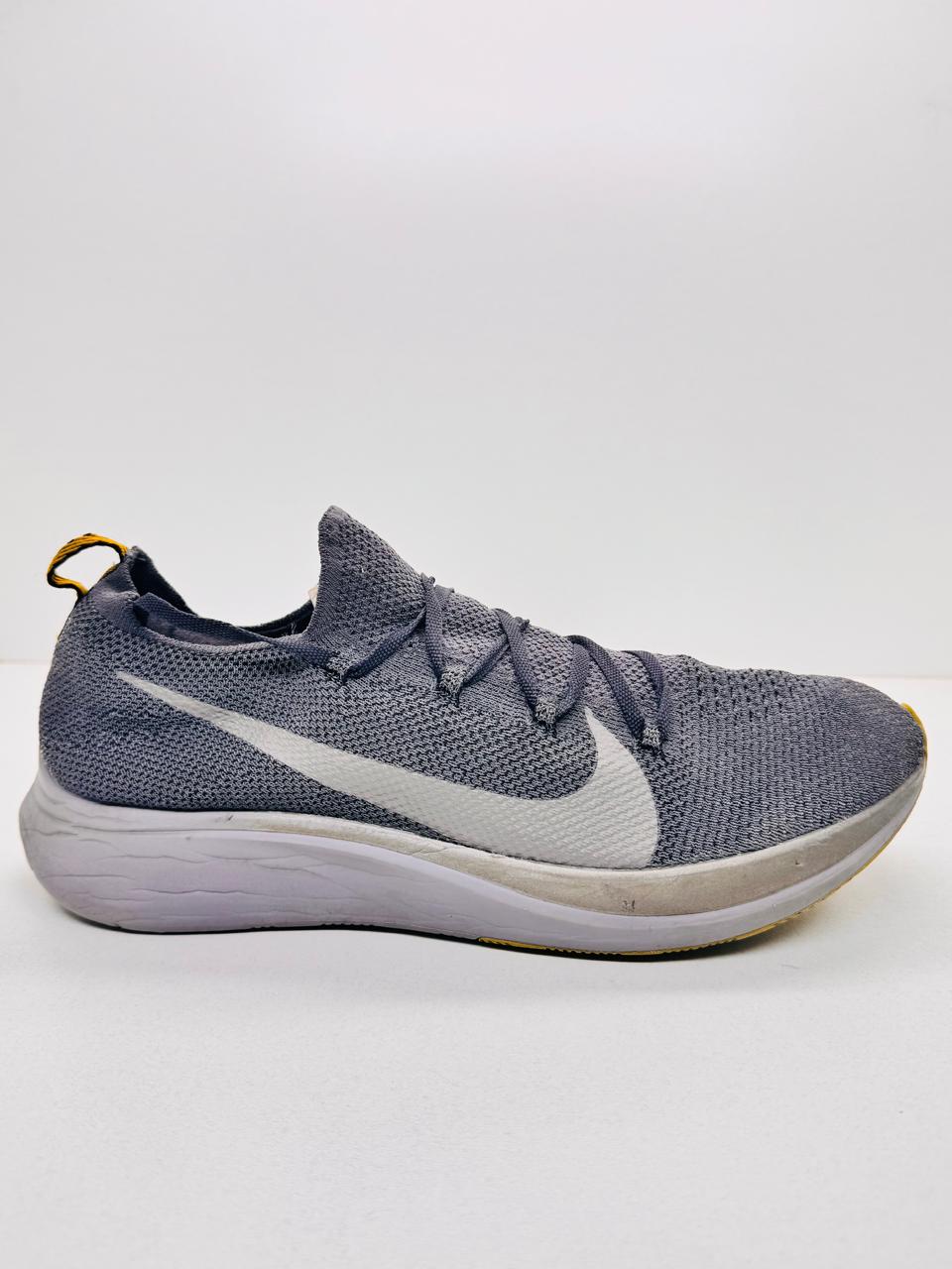 Nike Zoom Fly Flyknit