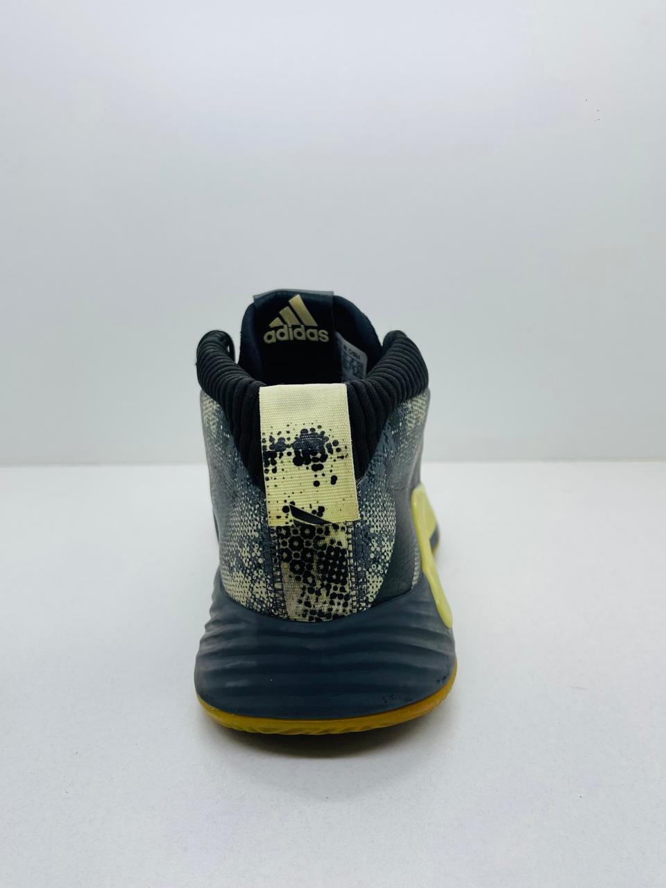 Adidas Dame 5