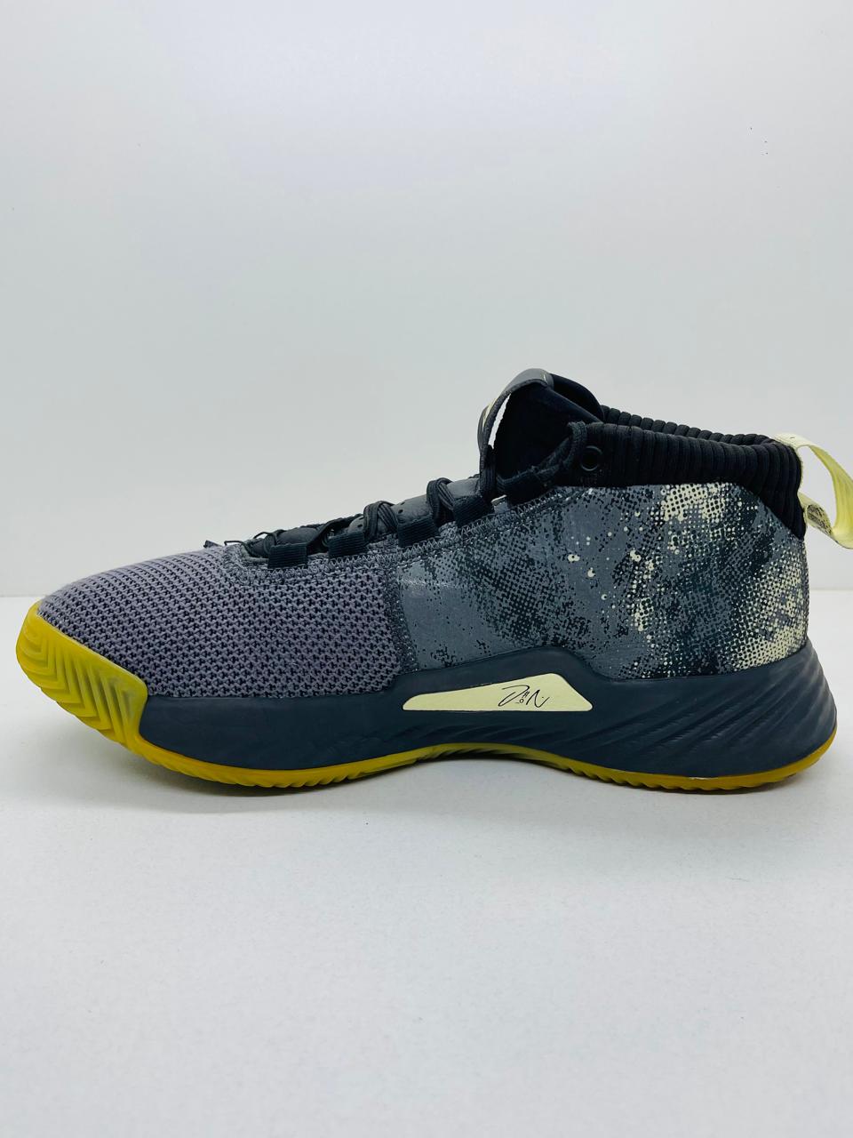 Adidas Dame 5