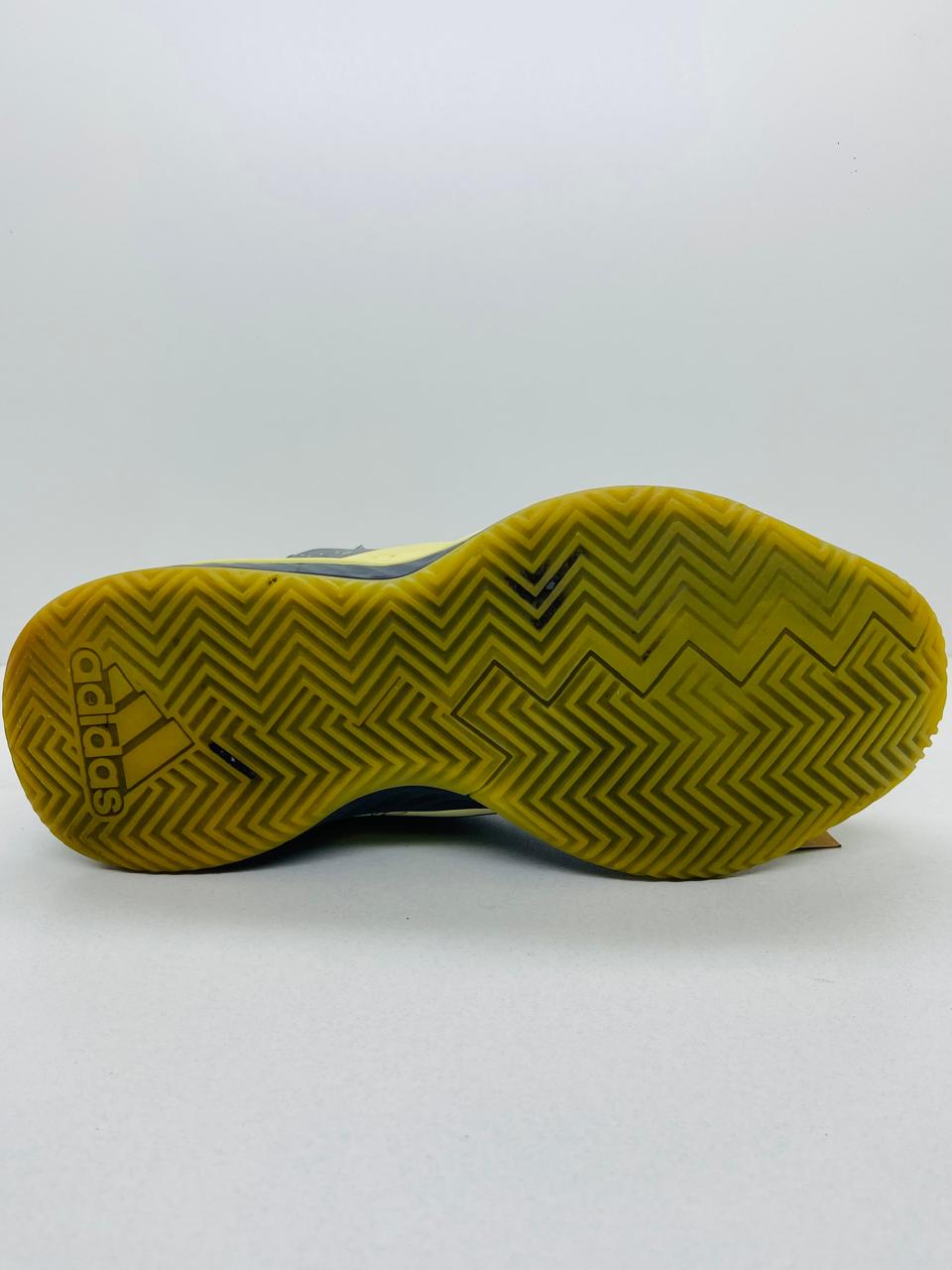 Adidas Dame 5