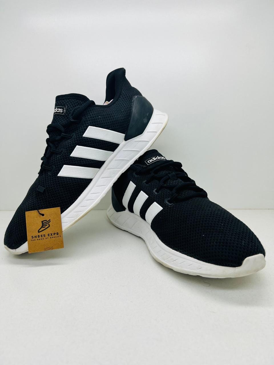 Adidas Questar NXT