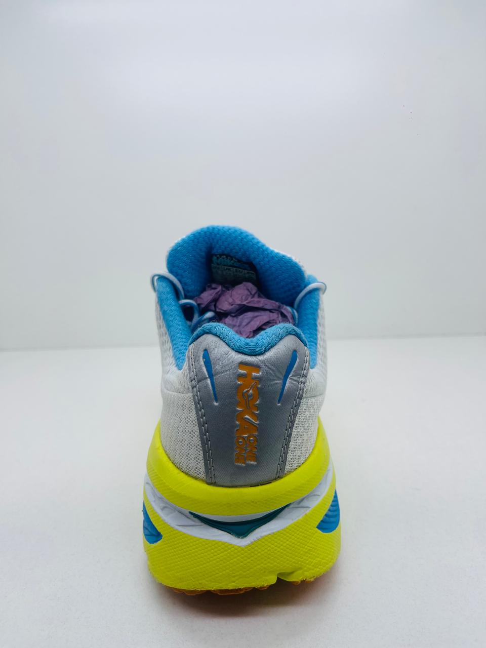 Hoka Time To Fly