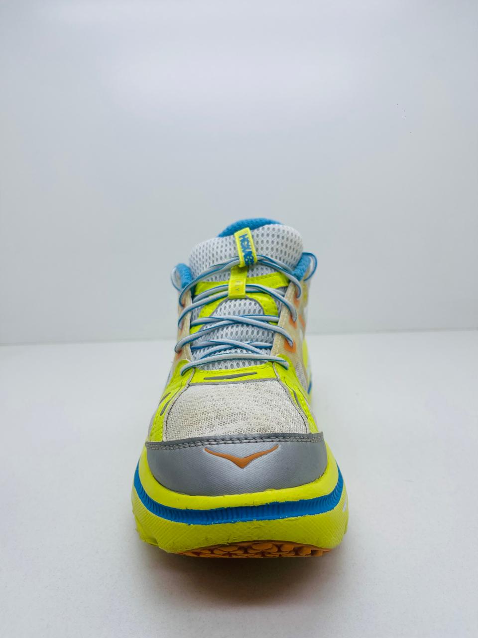 Hoka Time To Fly