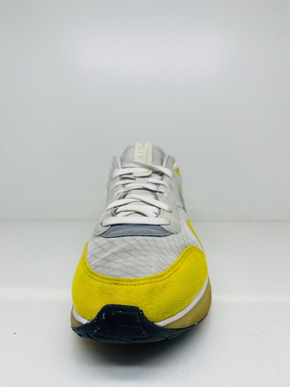 Nike Ari Max Motif