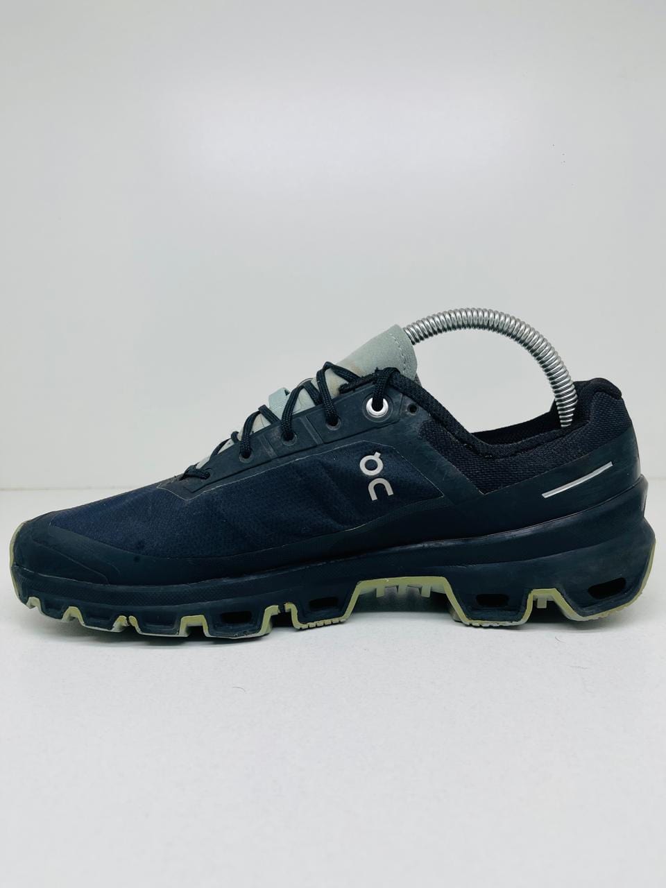 ON Cloud Venture 32 Size (40.5)