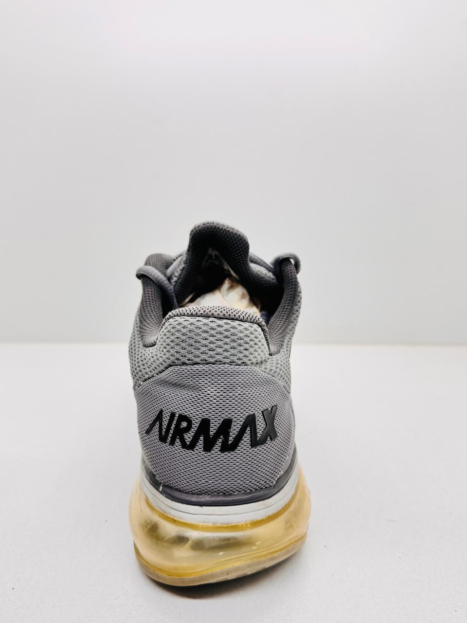 Nike Air Max Excellerate 4