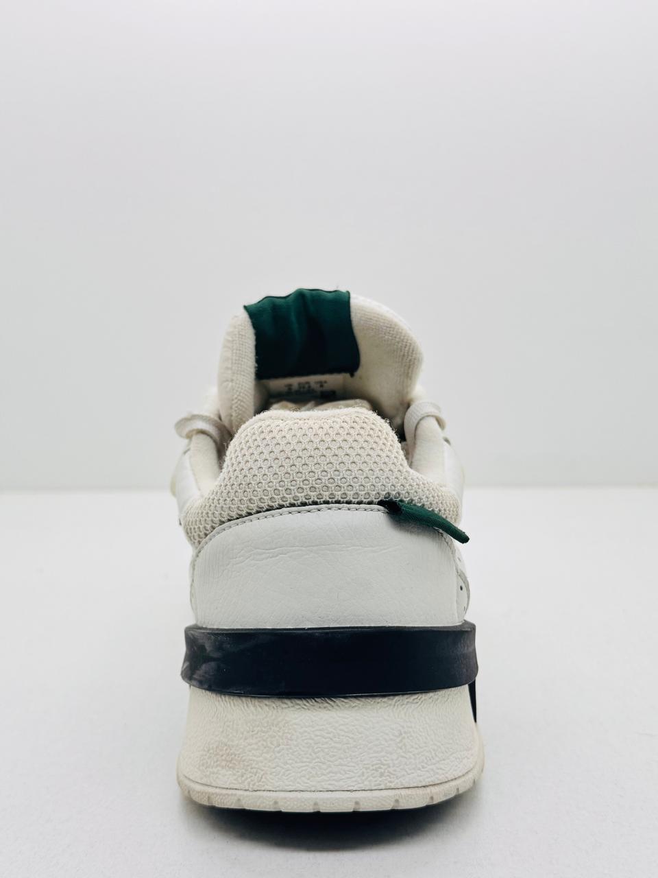 Lacoste LT 125