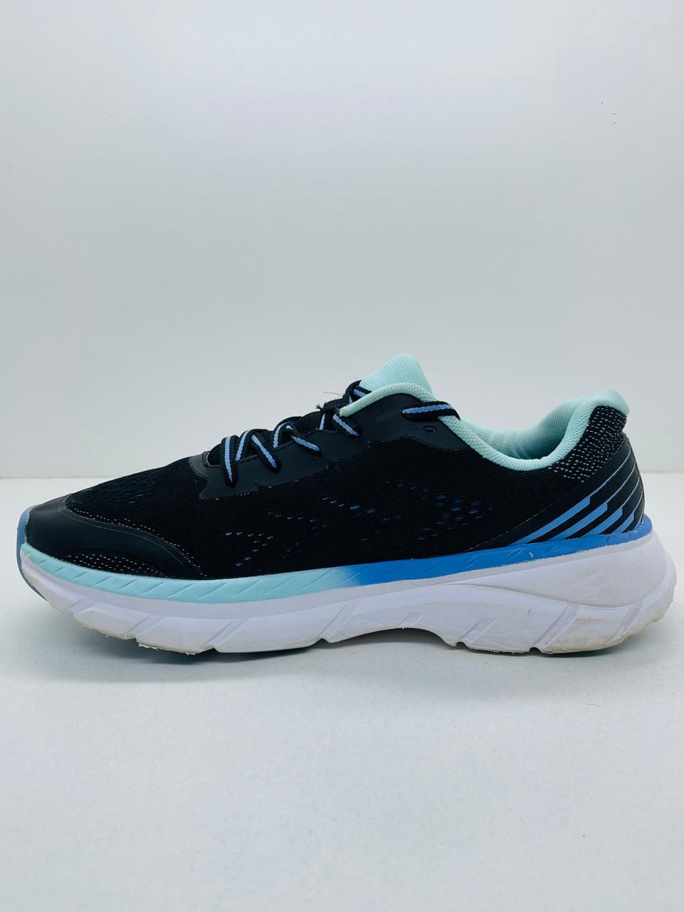 Avia Hightail