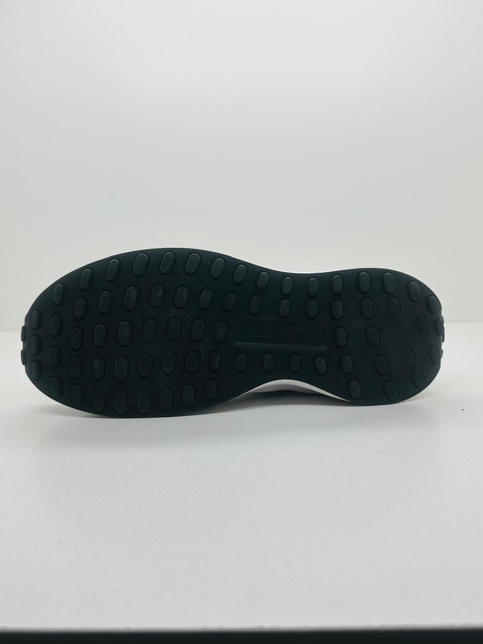 Adidas Run 70s Size (40)