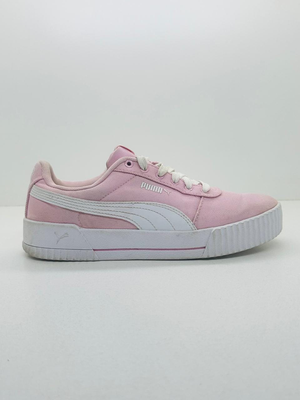Puma Carina 2.0 Size (40)