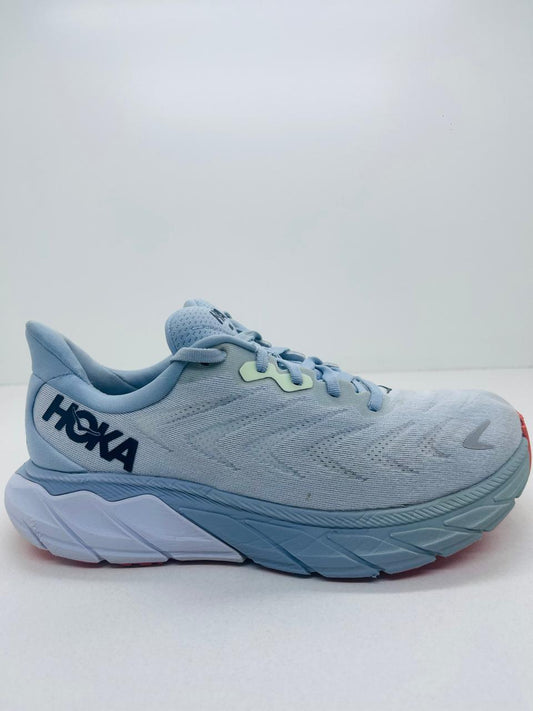 Hoka Arahi 6