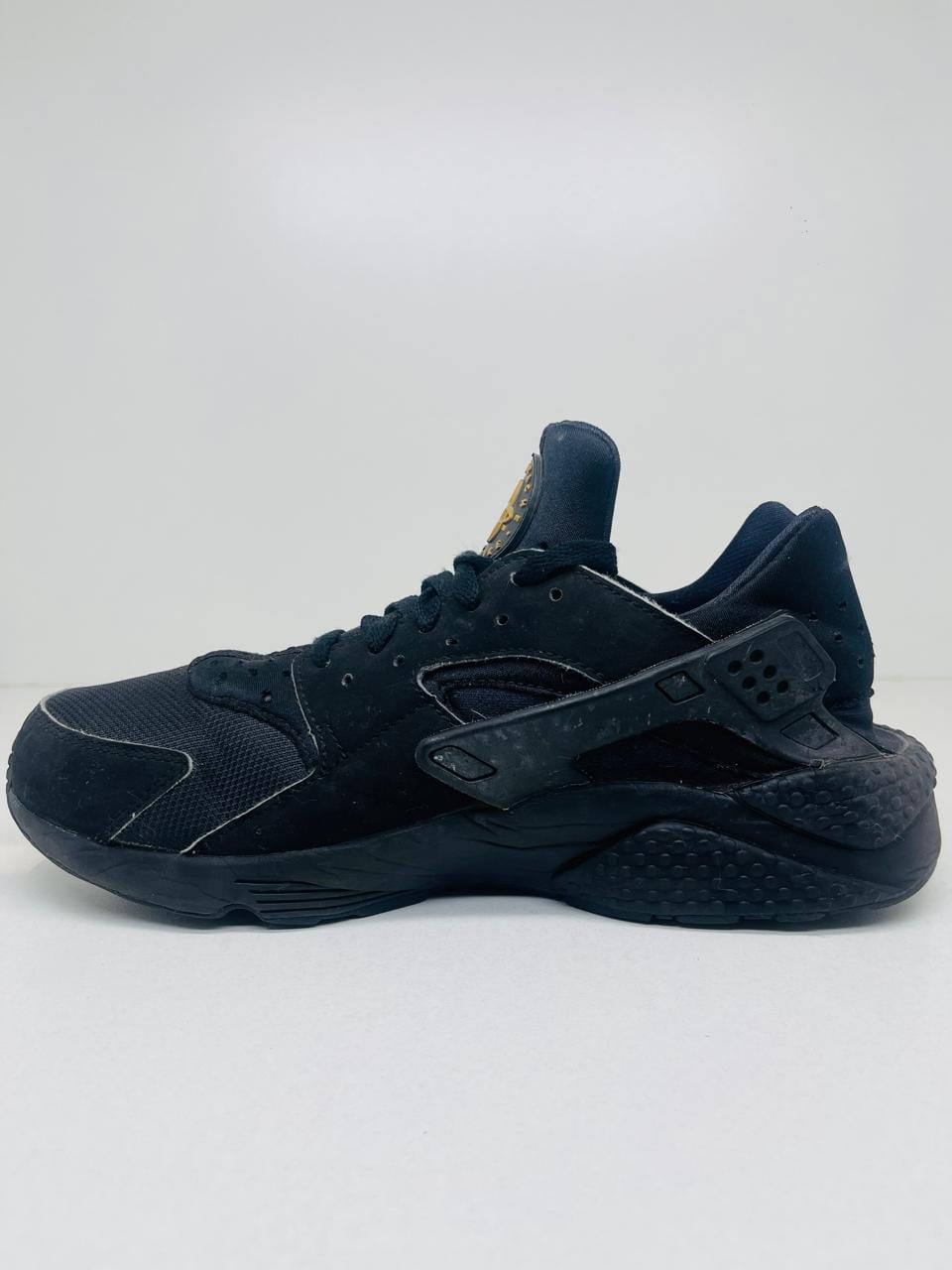 Nike Air Huarache Size (40)