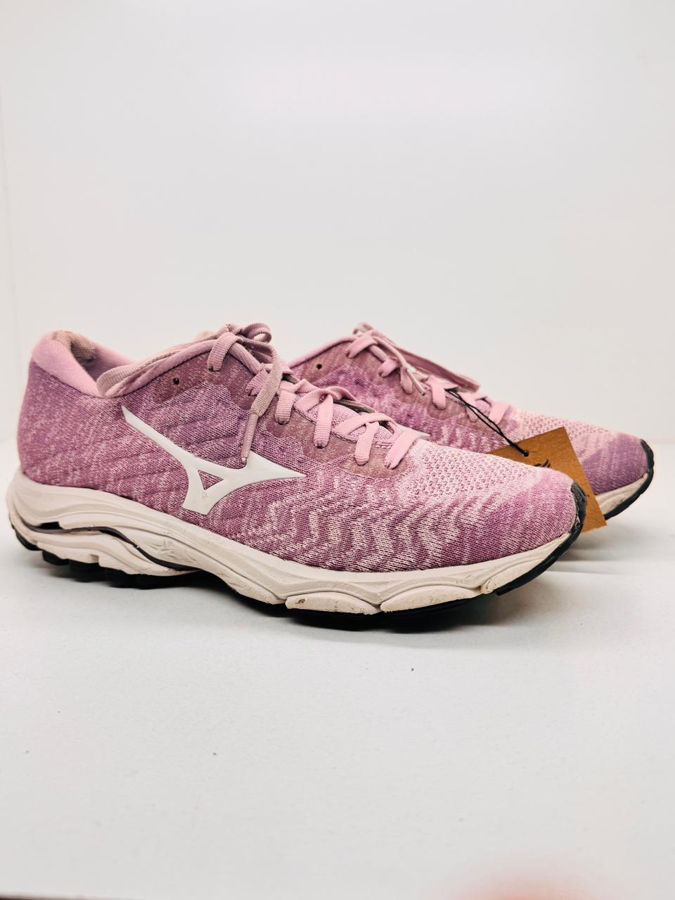 Mizuno Women Wave