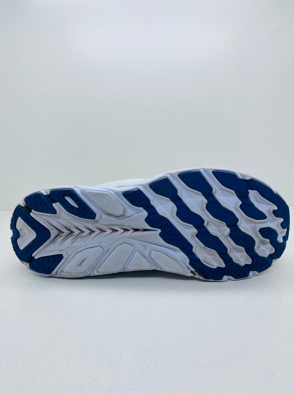 Hoka Clifton 8